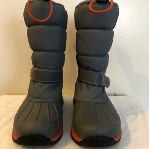 Snow boot